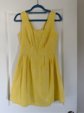 Soprano Bright Yellow V-Neck Pleated Mini Dress